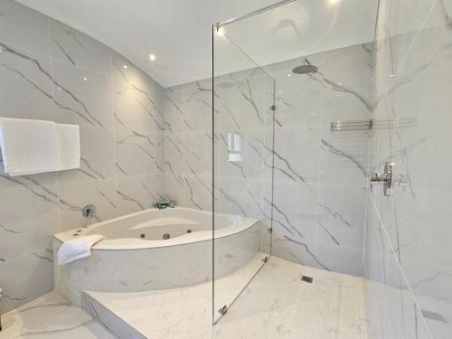 Ένα μπάνιο στο Coastal Boutique Hotel