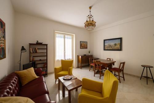 Retrò Apartment in the Heart of Testaccio