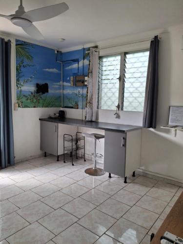 Φωτογραφία από το άλμπουμ του Hébergement en rez-de jardin clos proche de l'aéroport et des commodités σε Le Lamentin