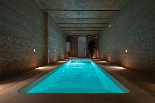 The Collection Barcelona - Amazing 3 Bedroom Apartment with indoor POOL