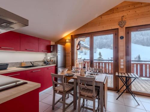 Appartement 2 chambres à Morzine, proche centre, terrasse, Sauna, Wifi
