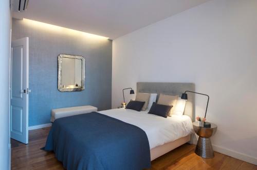 The Canary - Spacious Apartment at Downtown with Views
