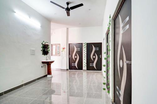 Φωτογραφία από το άλμπουμ του OYO THE HOTEL HEAVEN σε Aligarh