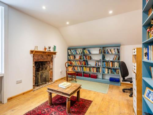 Knihovna v prázdninového domu