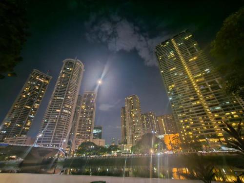 Nespecifikovaný výhled na destinaci Manila nebo výhled na město při pohledu z hotelu