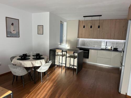 Η κουζίνα ή μικρή κουζίνα στο Arigato