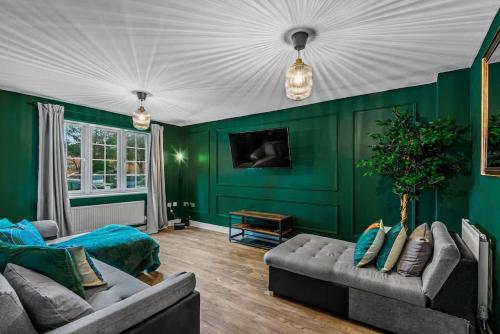 Istumisnurk majutusasutuses Spacious 5 Bed House in Reading by Amber Stays, Perfect for Business & Contractors, Sleeps 12!