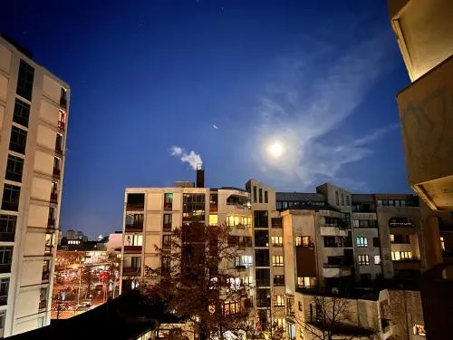1 Zimmer mit Aussicht und 1 Zimmer mit Balkon in 4 Zimmer Wohnung, Szene, Parks und Top Lage photo 25