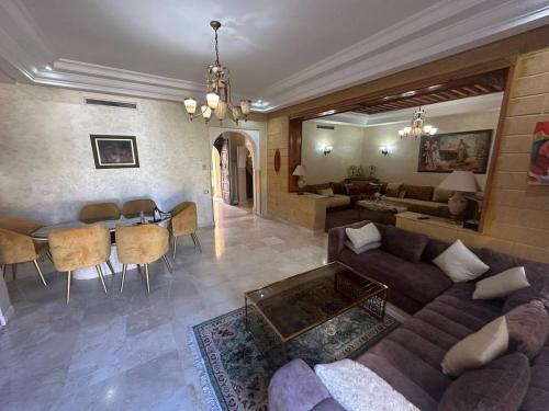 Posezení v ubytování Dar Salma