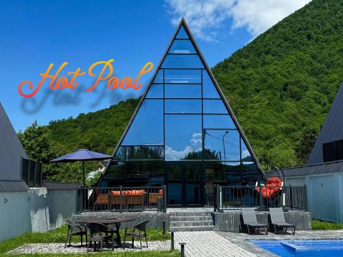 Qafqaz Front Falcon Hot Pool