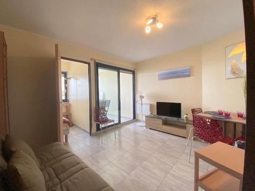 Charmant T2 pour 4 personnes terrasse vue mer, ascenseur - 4CASI402 Charming one bedroom apartment