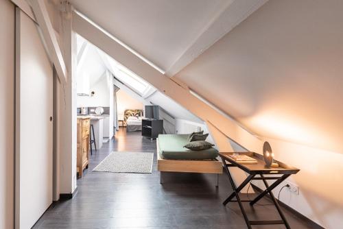 Petit Loft proche Place Darcy