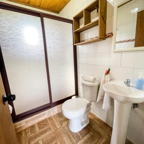 Ένα μπάνιο στο Cabañas Rimü - Cabaña para 2 personas