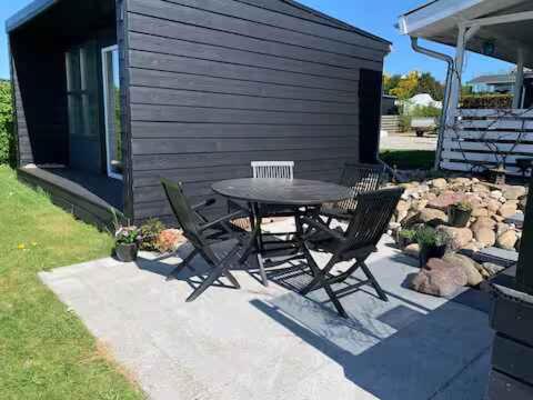 Το κτήριο όπου στεγάζεται  η παραθεριστική κατοικία