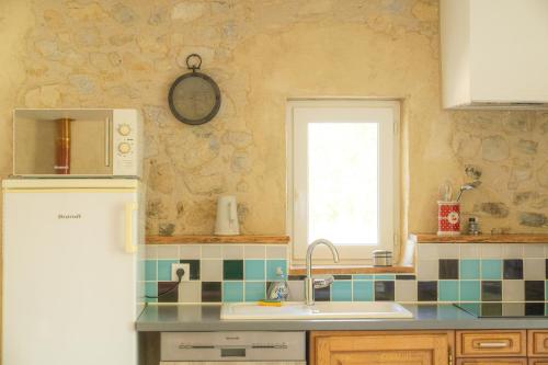 Ένα μπάνιο στο La Souche Fleurie, Cottage Marcel