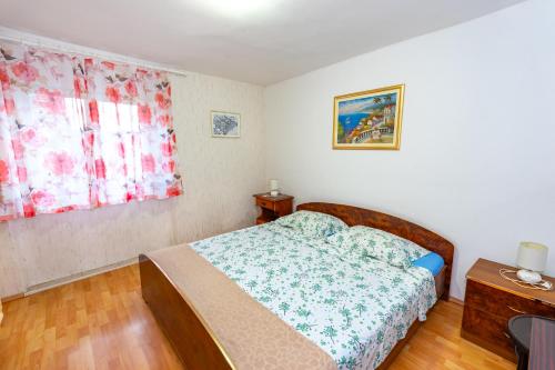Apartment Split Center