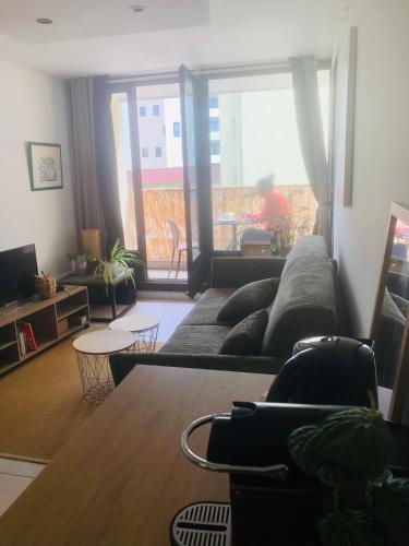 Cozy Studio 10 min walk Centre and Train Station!