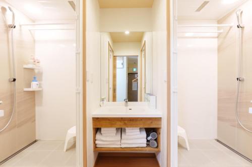 青葉邸-UME-1 Min Walk to Glico and Dotonbori 110sqm 6BR Japanese Residence