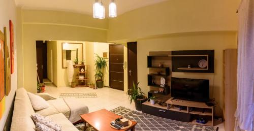 Platanos House