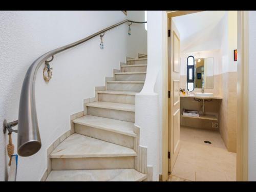 Excuisite Quarteira Villa 3 Bedrooms Villa Da Alegria De Viver Private Pool Private Pool Prime Location Modern Furnishing