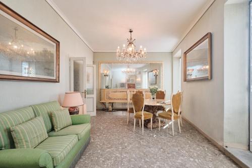 15 Min to Spanish steps Rooftop Gem in the Heart of Rome