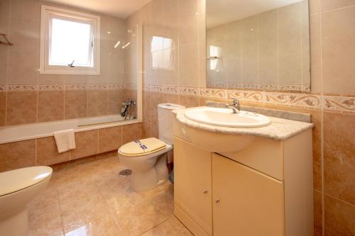 Spacious Penthouse Guadalmina, San Pedro