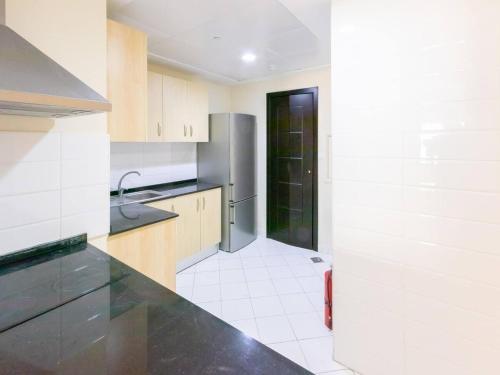 Gallery image of Cozy 1-Bedroom In The Pearl - FGR3 in Doha