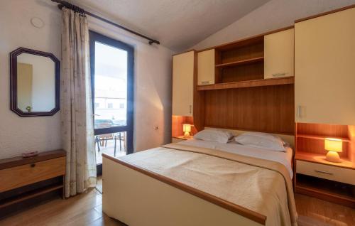Amazing Apartment In Porec Cie965