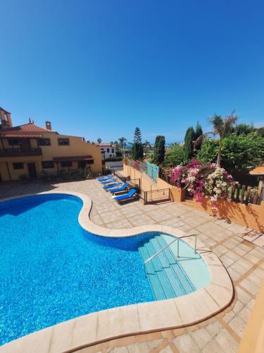 Beautiful Apartment Elite Palace in Jardines del Duque