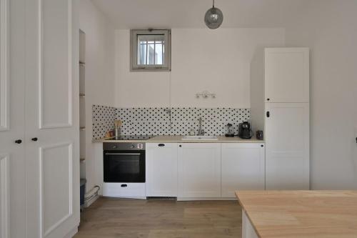 JADE - Clim - Proche Halles - 2 chambres