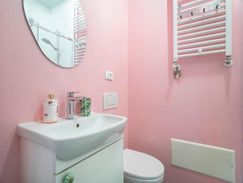 Colorful Venetian Apartment R&R photo 19