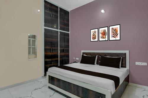 Ένα ή περισσότερα κρεβάτια σε δωμάτιο στο Hotel O Rudraksh Palace