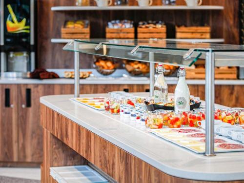 Jídlo v hotelu nebo okolí