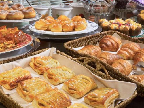 Jídlo v aparthotelu nebo okolí