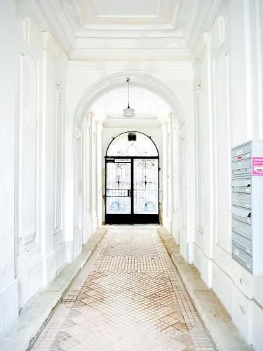 N18 Enjoy Apartments New beautiful spacey Apartment AC Quiet Street