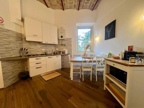 Η κουζίνα ή μικρή κουζίνα στο Enjoy Vatican Holiday in Rome