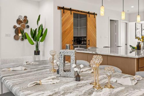 Fotografie z fotogalerie ubytování Festive Villa in Richardson/Dallas v destinaci Richardson