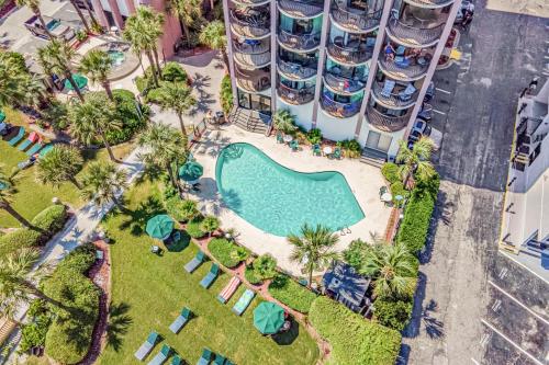 an overhead view of the pool at the resort at Palms Resort 905- Oceanfront in Myrtle Beach