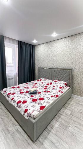 Postel nebo postele na pokoji v ubytování A cozy apartment in the heart of the city!