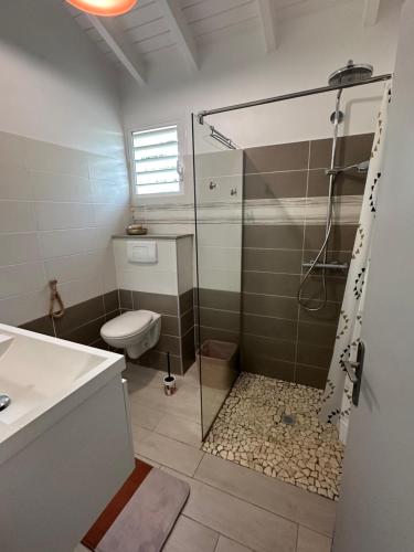 Koupelna v ubytování Villa La Sarde