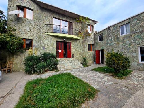 Το κτήριο όπου στεγάζεται  το hostel