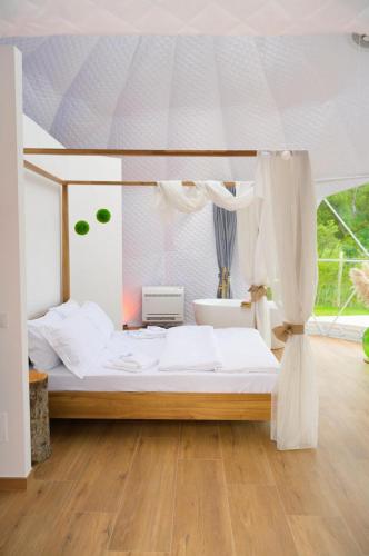 MaRa Luxury Experience
