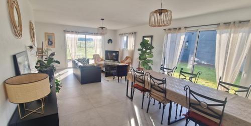 Jolie maison moderne à Séné à proximité du Golfe du Morbihan