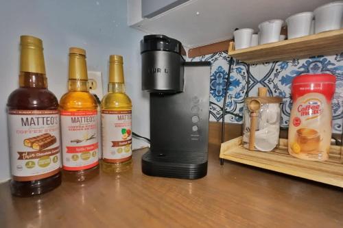 Ποτά στο Chic & Sunny 1BR Hideaway- Apt 1