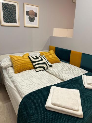 Solna Studio Apartment - Comfort Stay in Heart of Kraków