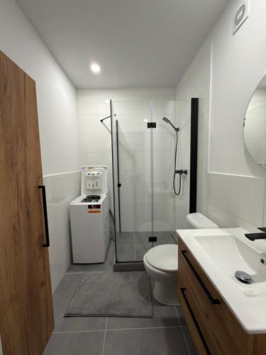 Koupelna v ubytování Cozy apartment near City Center with easy transport access