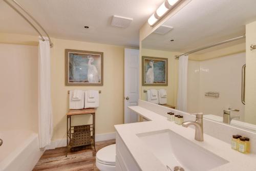 Koupelna v ubytování The Saint Martin Suite - Sunrise Suites