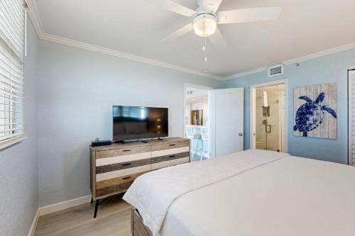 Postel nebo postele na pokoji v ubytování The Saint Kitts Suite - Sunrise Suites