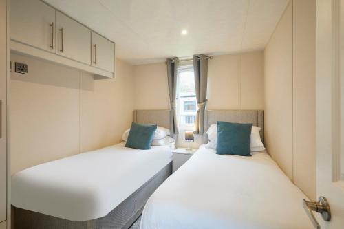 Host & Stay - Tarn Lodge photo 7