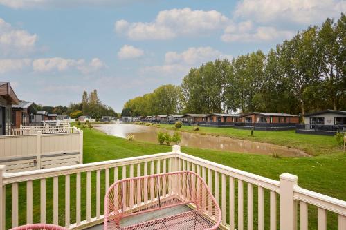 Host & Stay - Tarn Lodge photo 22